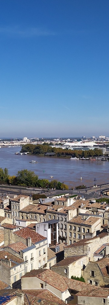 Explorez Bordeaux  avec passion  !